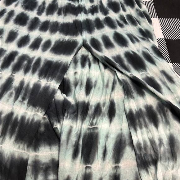 Young Fabulous & Broke Aqua and Black Maxi Dress - Picture 7 of 7